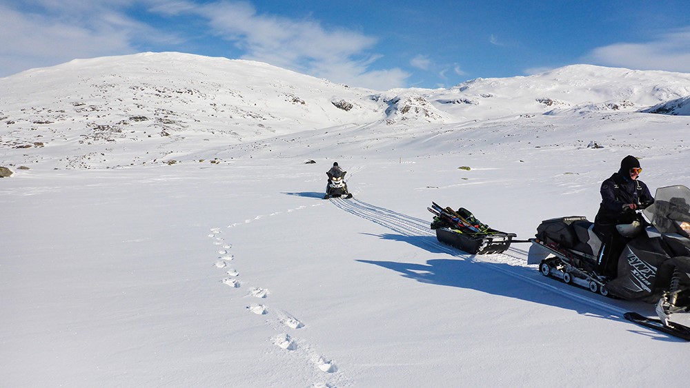 Nytttetransport med snøscooter Nytttetransport med snøscooter