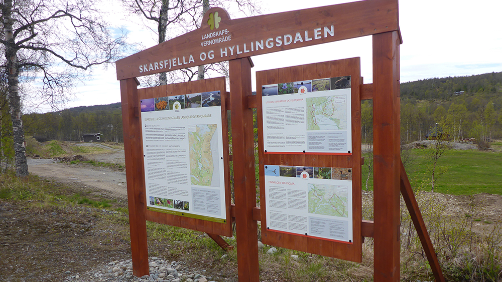 Informasjonstavle Informasjonstavle ved Stugudal camping.